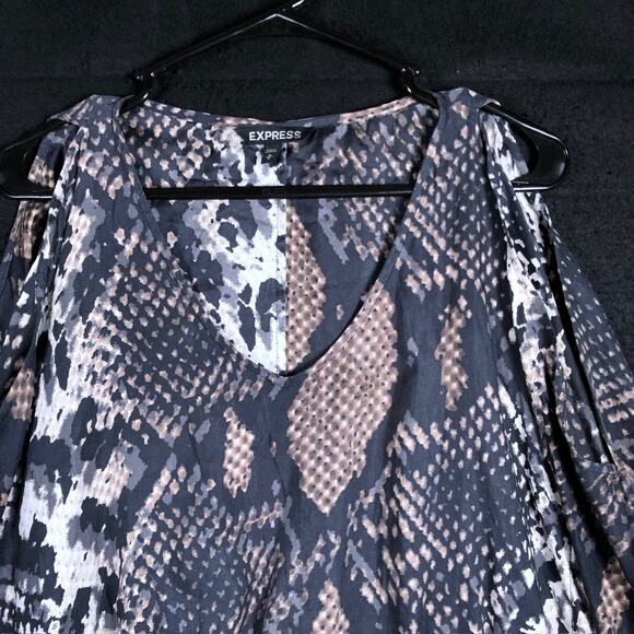 Express Womens Blouse Brown Black Snake Print V Neck Cold Shoulder Medium - Picture 3 of 13